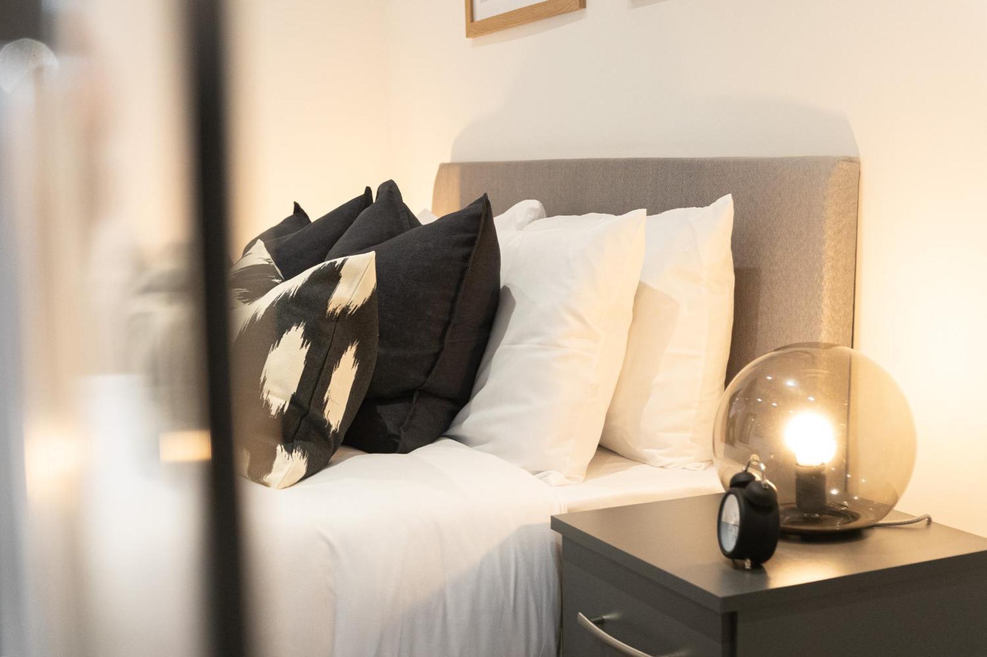 One And Two Bedroom Apartments Near Holloway Train Station By Belvilla London Exteriör bild